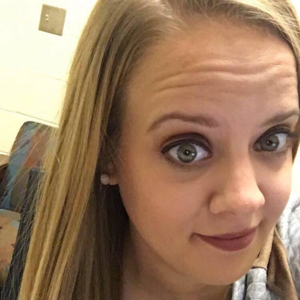 Meet your Posher, Casey